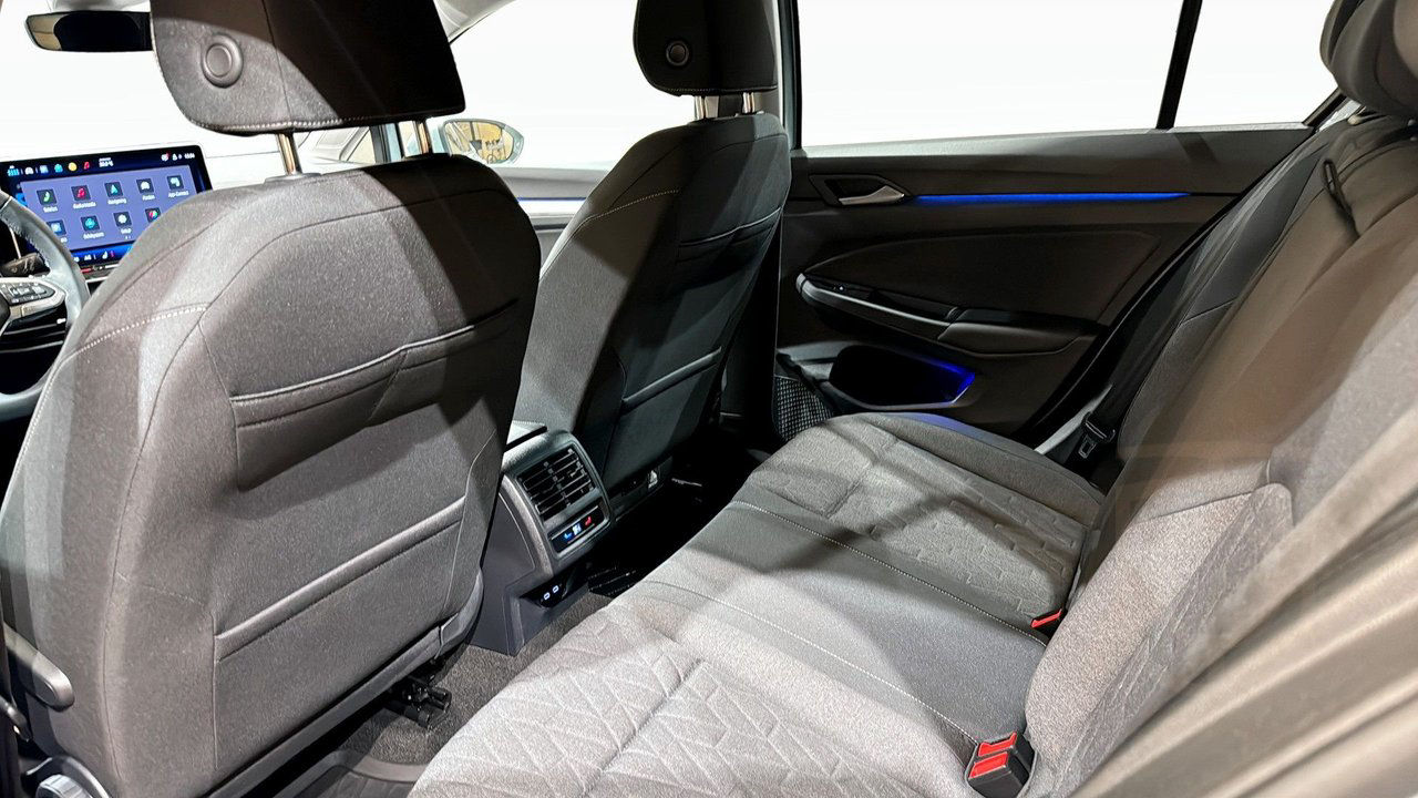 Volkswagen Golf eTSI150 DSG Edition