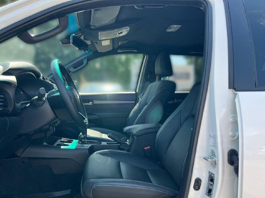 Toyota Hilux Double Cab Style 4x4