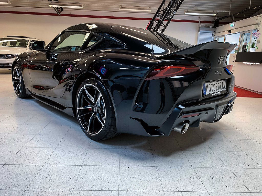 Toyota Supra Aut 340hk GR. premium paket spoiler i kolfiber