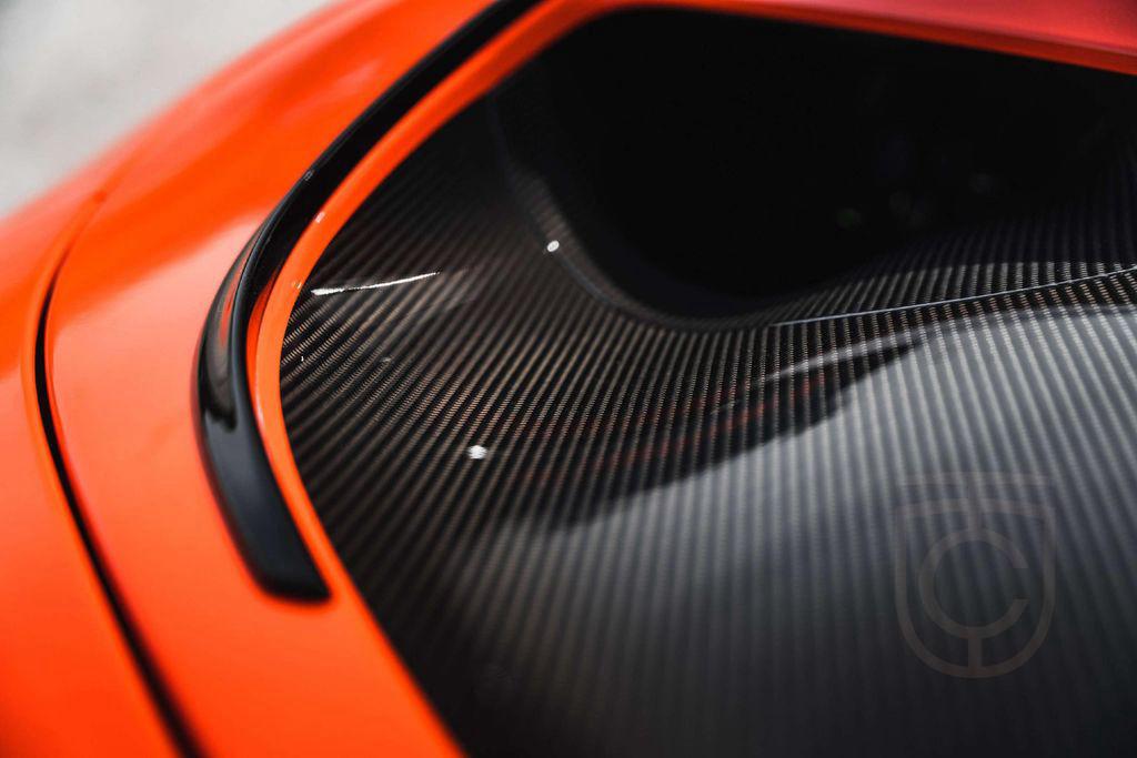Mercedes-Benz AMG GT Black Series / Magma Beam / NEW