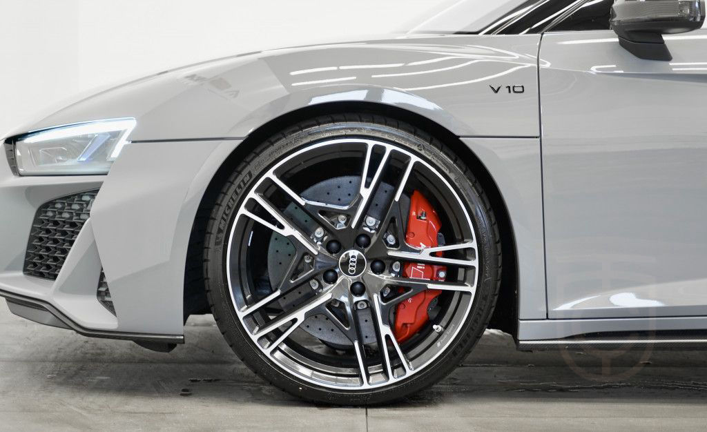 Audi R8 q. Spyder Performance *Carbon *20 *Keramik
