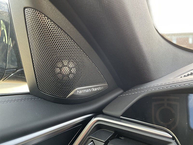 BMW M440i Coupe