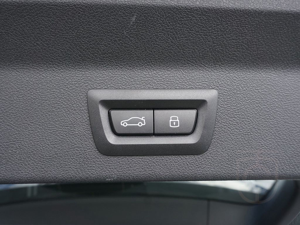 BMW X3 M Competition Head-Up HK HiFi DAB WLAN RFK