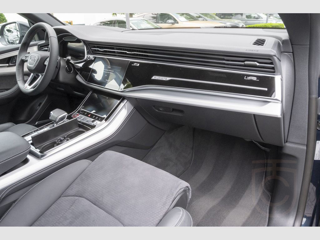 Audi SQ8 TFSI Facelift Black+/Laser/Pano/156UPE/23Zol