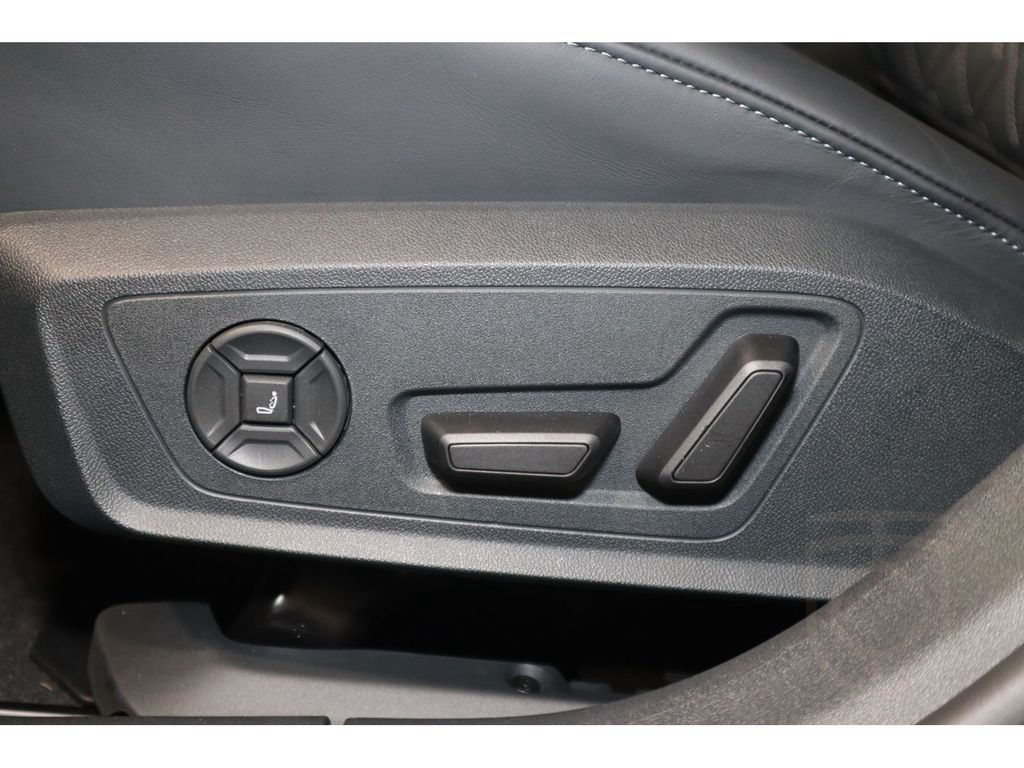 Audi S5 Avant TFSI 270 kW S tronic AHK/Pano/B+O/TechP