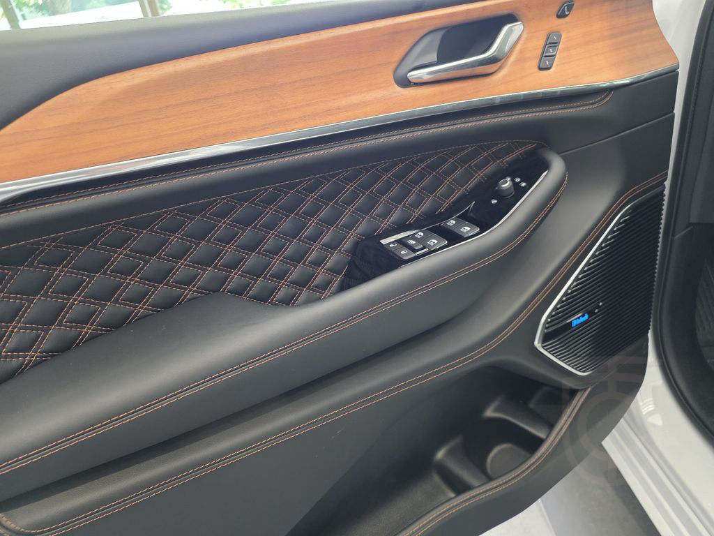 Jeep Grand Cherokee PLUG-IN HYBRID MY24-SUMMIT 380PS
