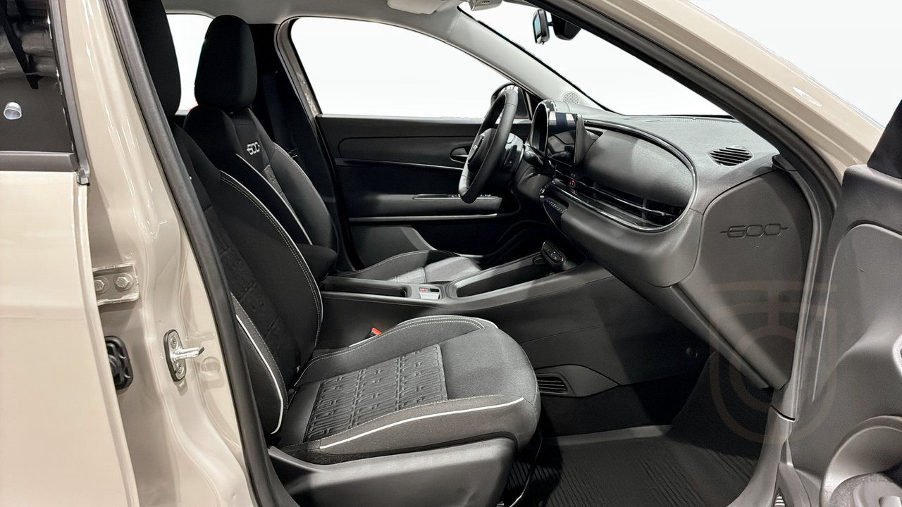 Fiat 600 HEV LOUNGE 1.2