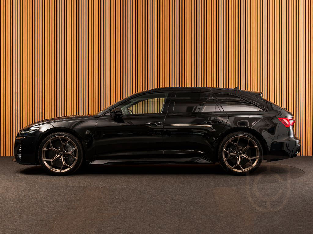 Audi RS6 Avant Performance -22"-CERAMIC-DYN+-HEADUP