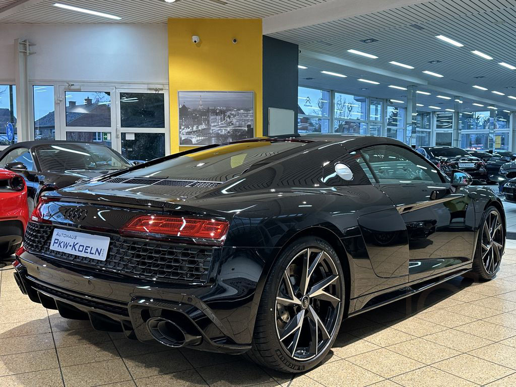 Audi R8 5.2 FSI RWD PERFORMANCE*B&O*KAMERA*LED*KEY/GO