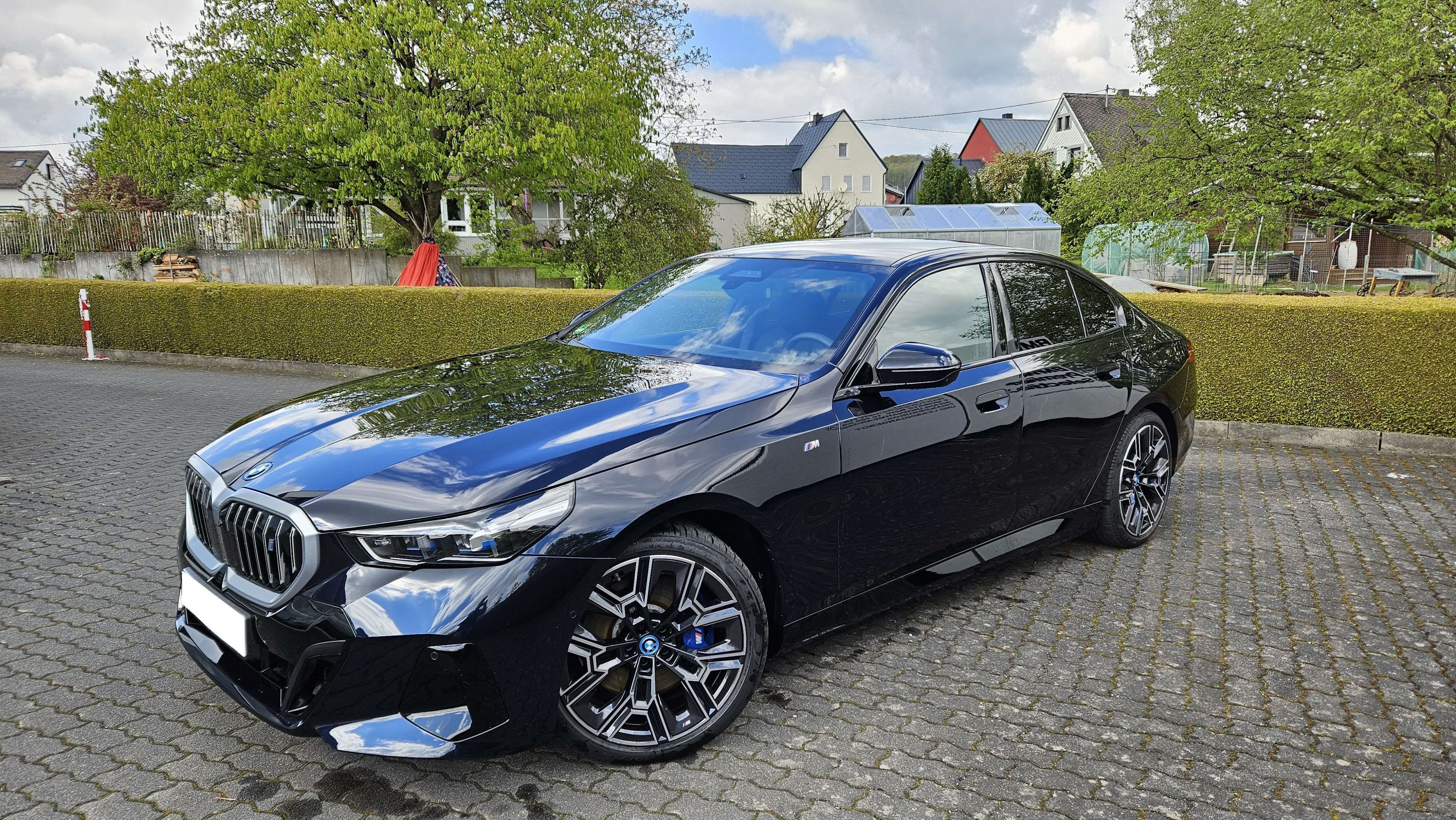 BMW i5