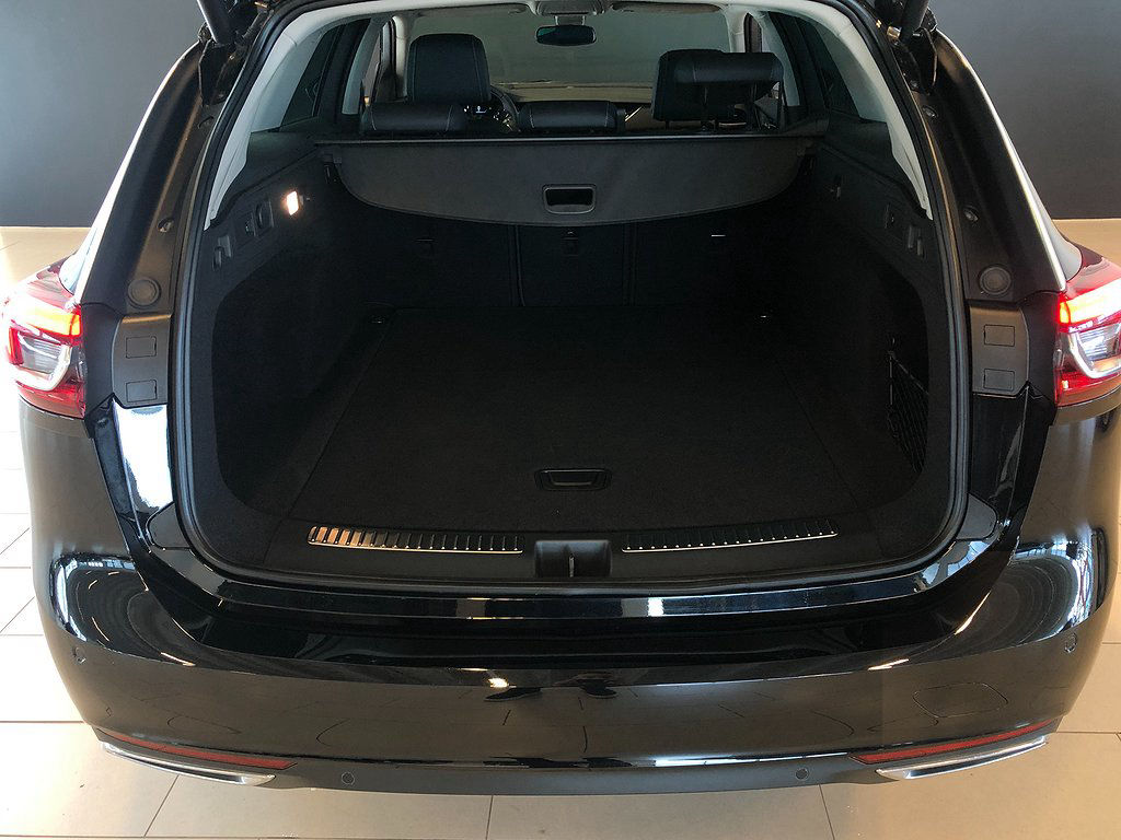 Opel Insignia kombi business  200hk aut *låg skatt*