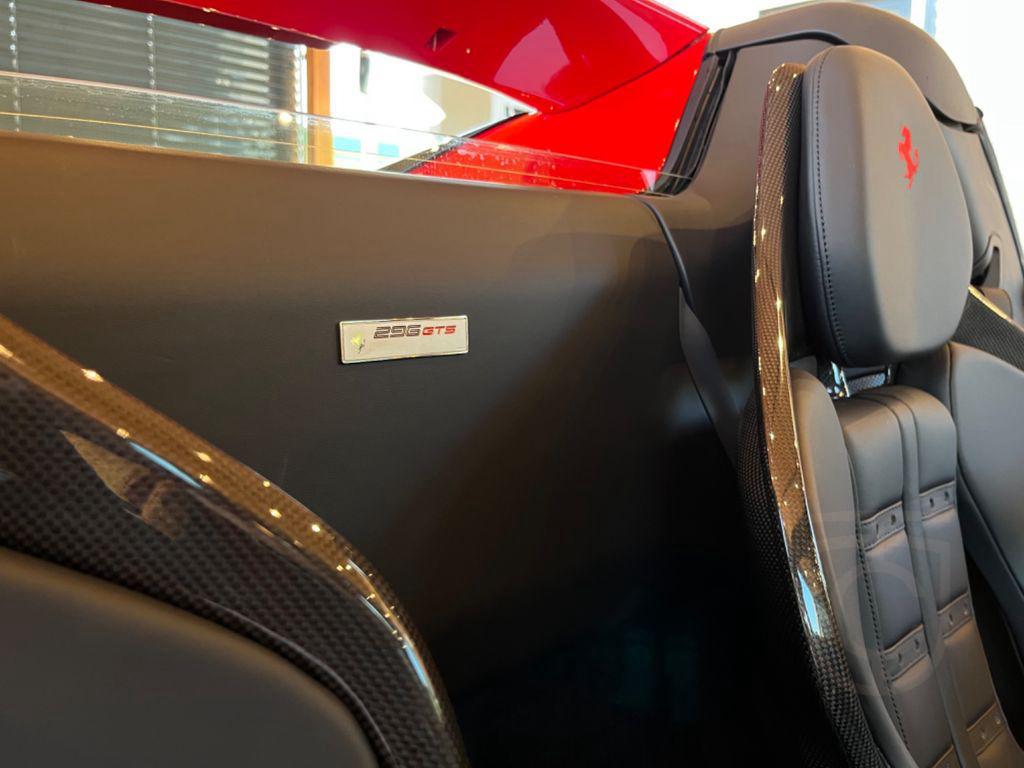 Ferrari 296 GTS