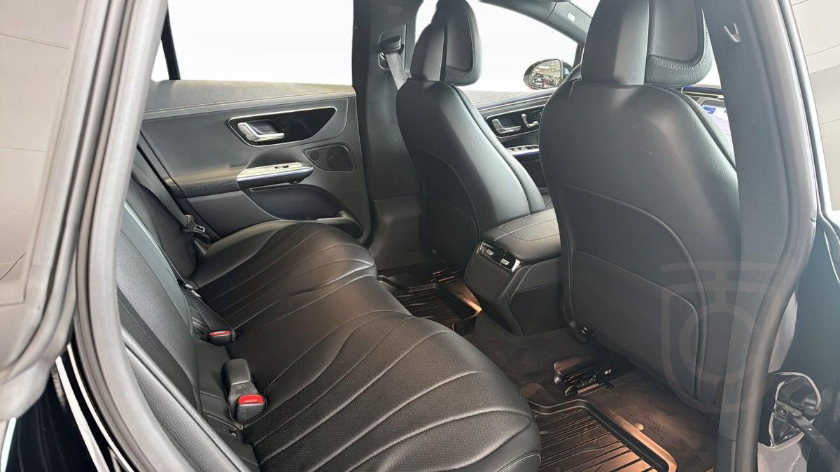 Mercedes-Benz EQE EQE 300