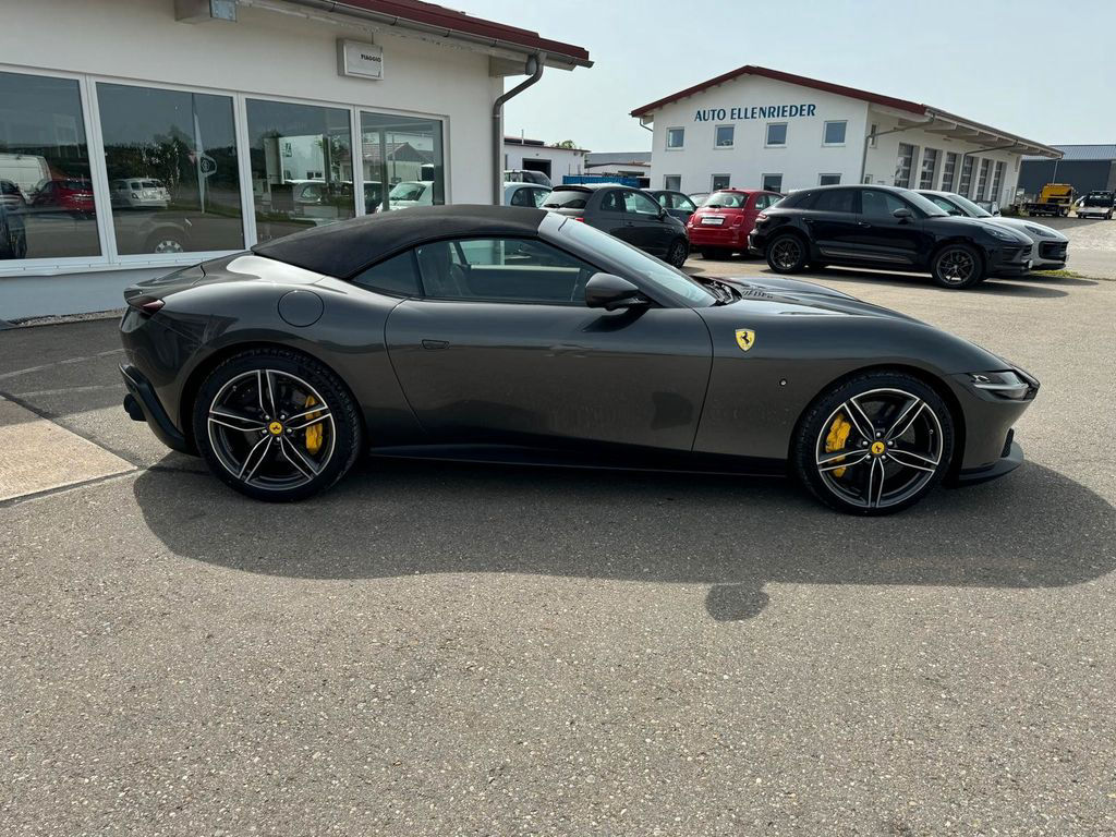 Ferrari Roma 3.9 T V8 Spider DCT, in CANNA DI FUCILE