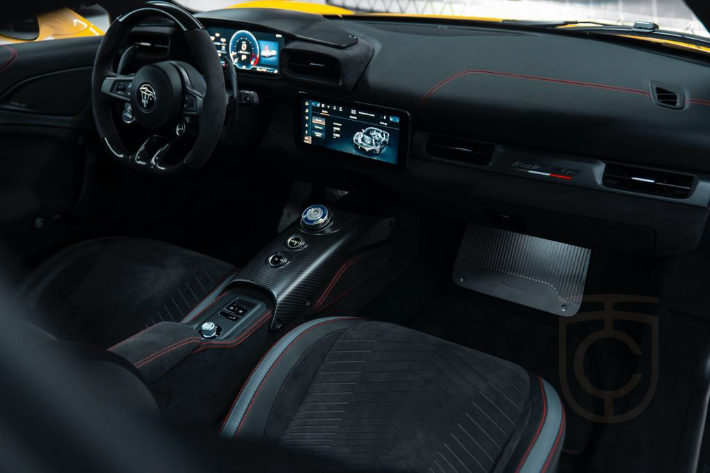 Maserati MC20 3.0 V6 DCT | Lift | Sabelt | Sunus Faber