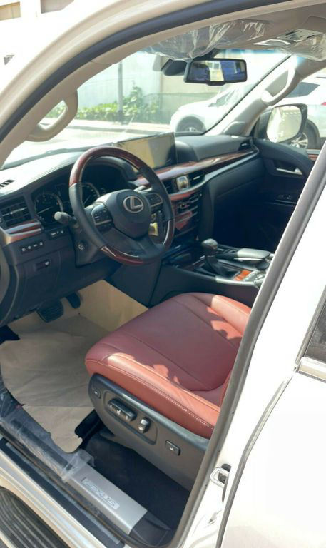 Lexus LX450+4.5LV8+TurboDIESEL+NEU+VOLL+2*LASTstockDE