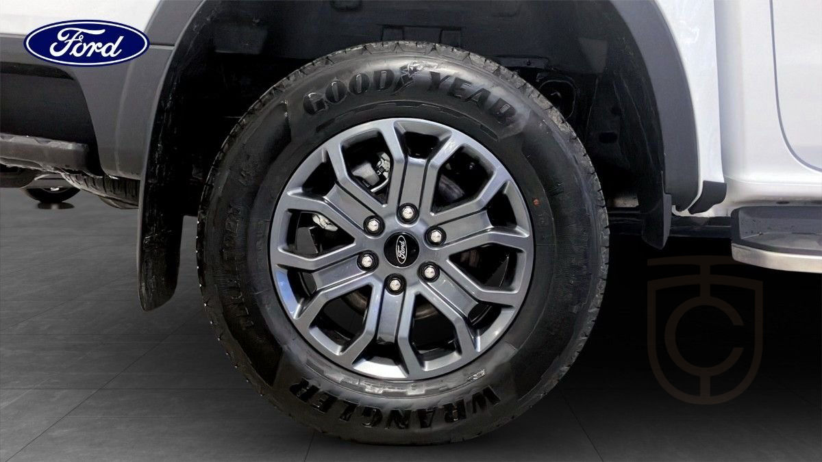 Ford ranger RANGER P703 25.25 WILDTRAK DOUBLE CAB 240