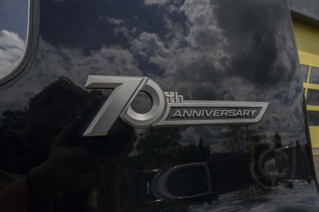 Toyota Land Cruiser Land cruiser 300 70 th anniversary