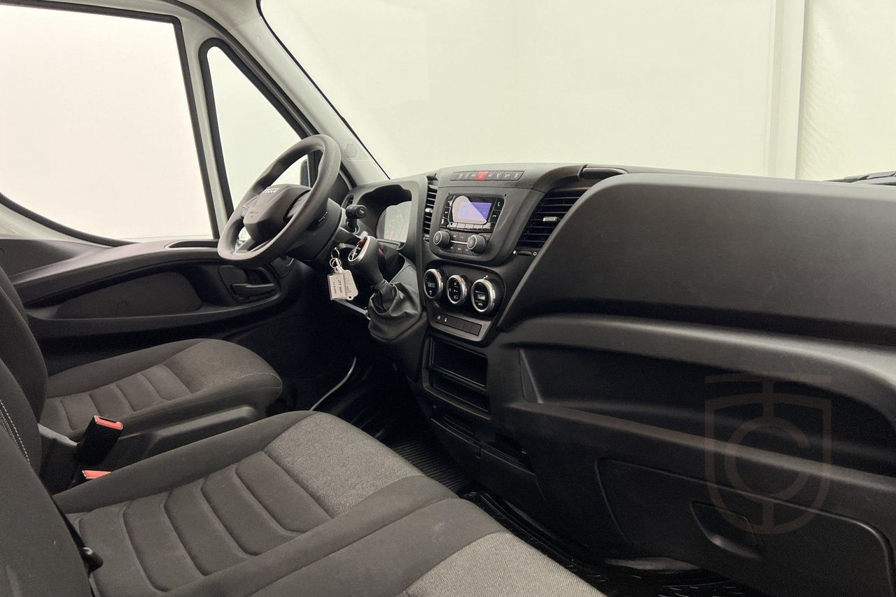 Iveco Daily 35 L4H2 2.3JTD