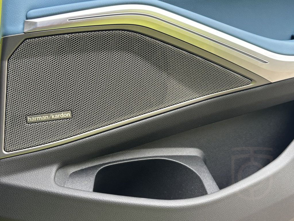 BMW M3 Competition Tou HUD,RFK,HK,Schalensitz,Laser