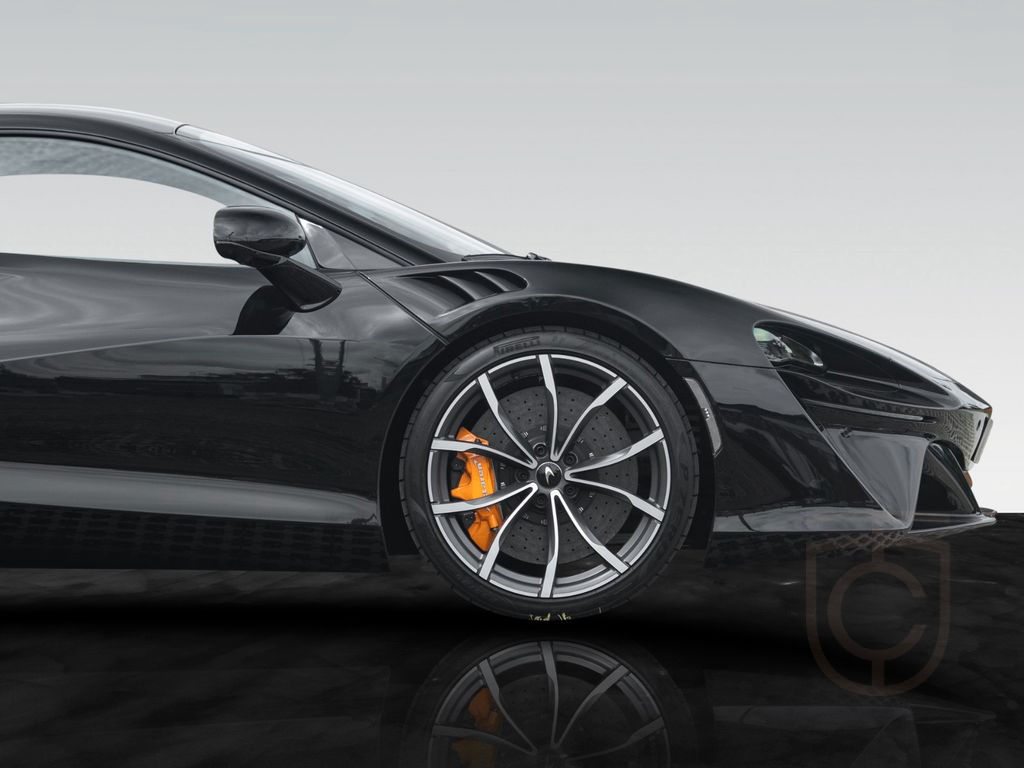McLaren Artura | Cosmos | Carbon Sill Finishers