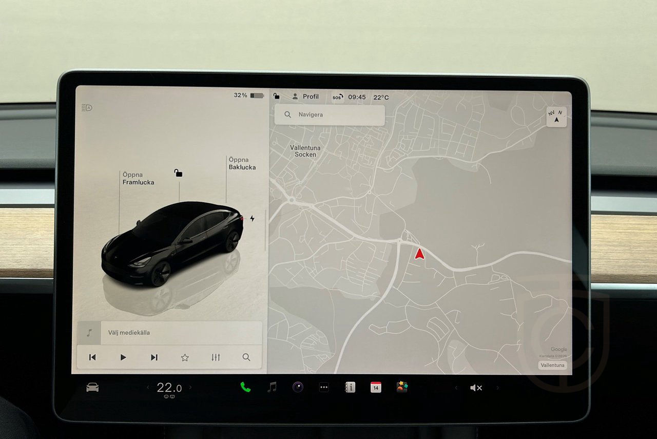 Tesla Model 3 Standard Range
