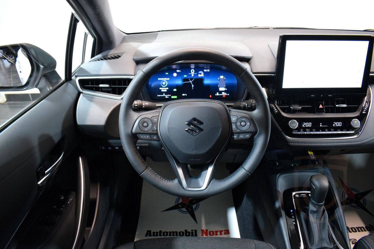Suzuki Swace 1.8 Hybrid