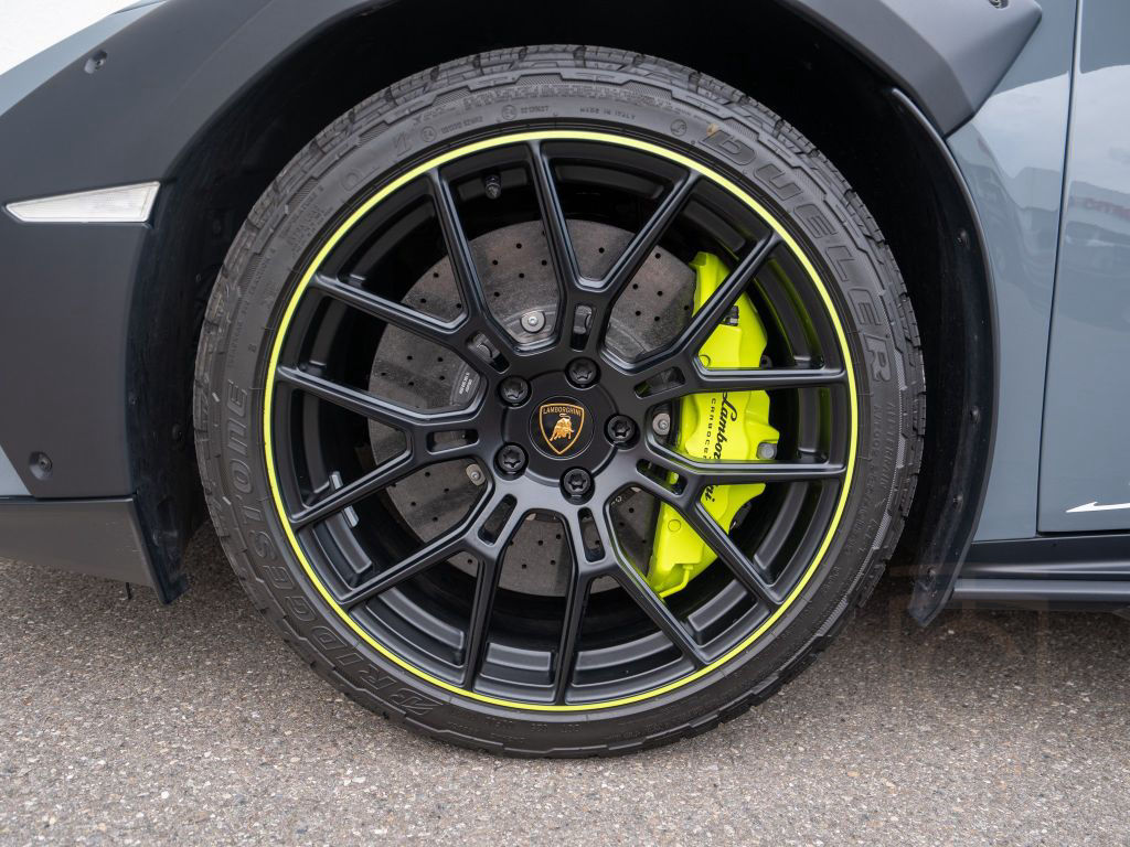 Lamborghini Huracán Sterrato GRIGIO TELESTO SPORT-SEAT SENSO