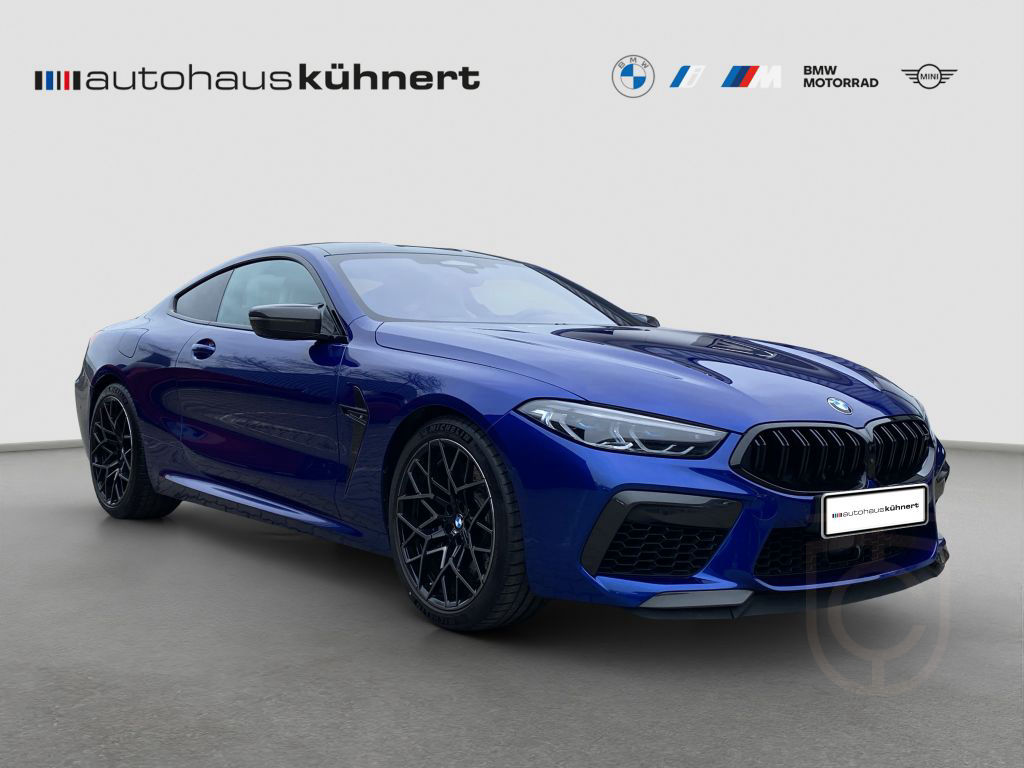 BMW M8 Competition Coupé xDrive Carbonsitz NP 207 B&