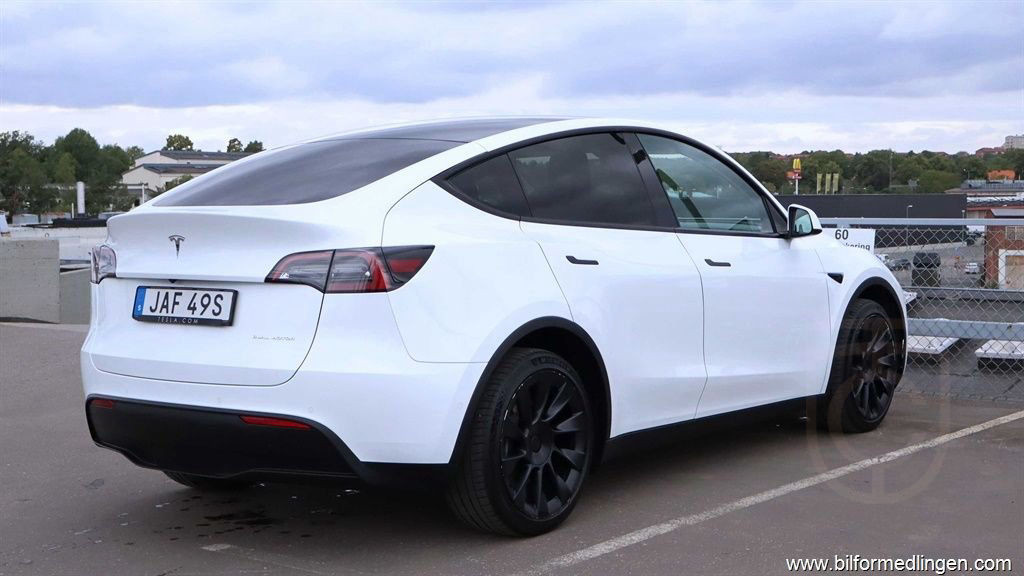 Tesla Model Y Long Range AWD Acceleration Boost FSD