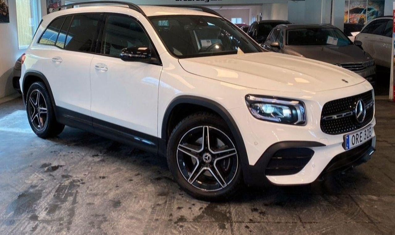 Mercedes-Benz GLB 180 7G-DCT 100kW 2021 AMG