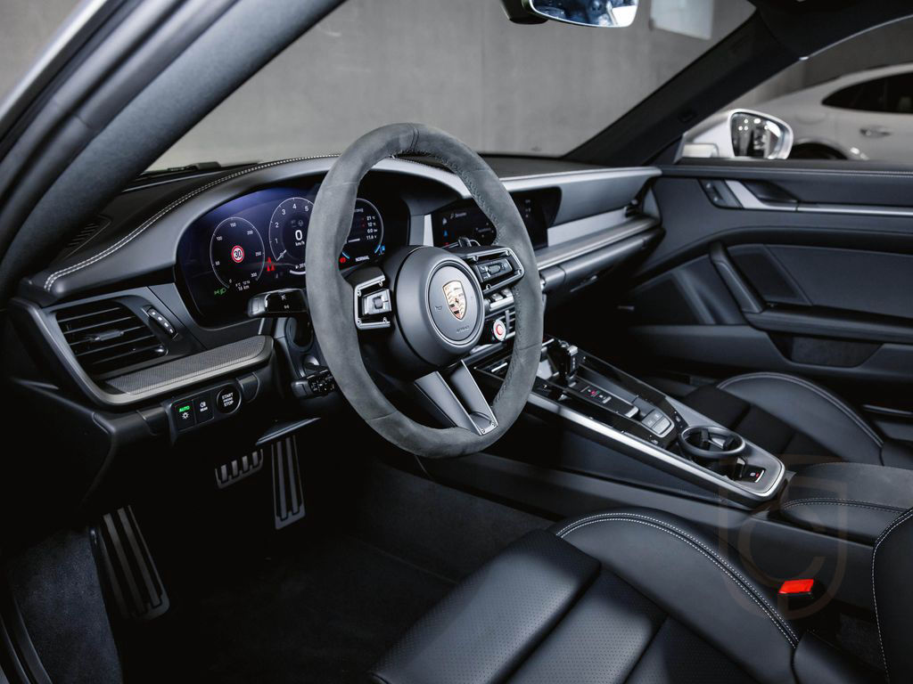Porsche 911 Carrera Sport Design Paket Sportabg. BOSE
