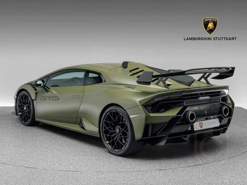 Lamborghini Huracán STO