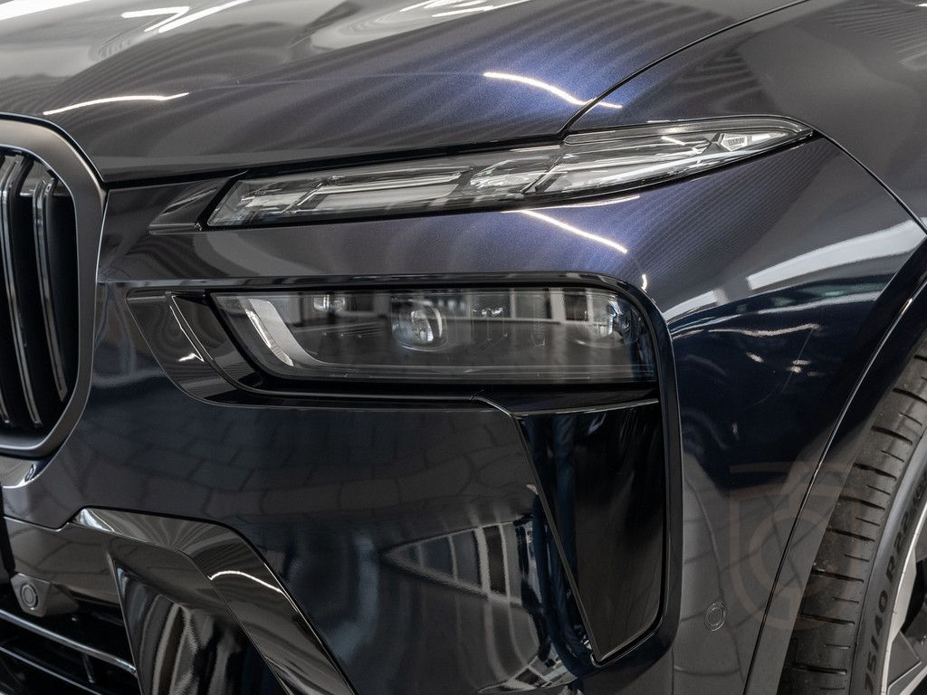 BMW X7 xDrive 40d M-Sport Pro PANO AHK 360° HUD LED