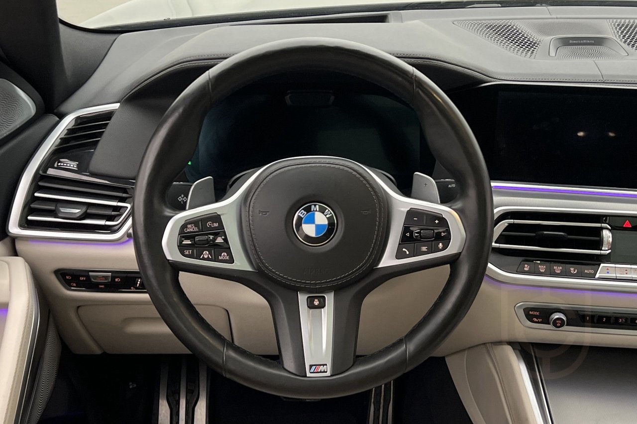 BMW X6 xDrive40i M Sport Pano B&W Sky Komfortstolar 360°