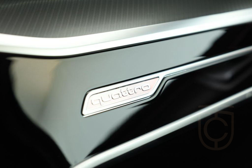 Audi RS6 Avant performance Leder Laser Pano BO 22" RS