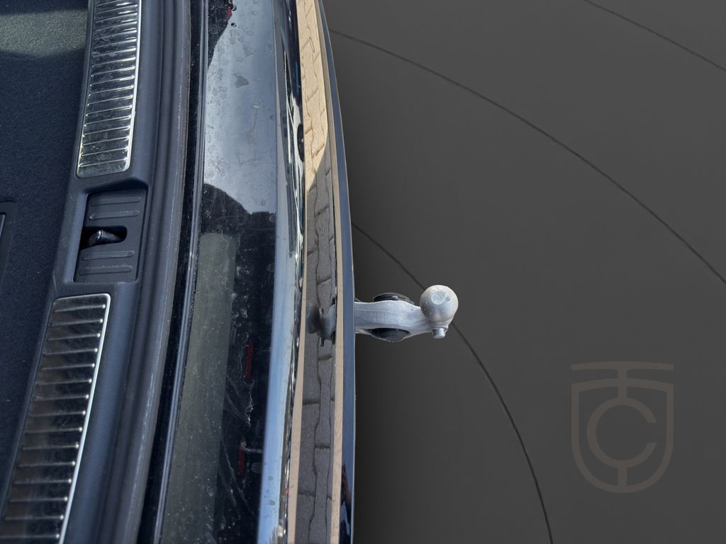 Volkswagen Touareg 3.0 TDI 4MOTION R-Line | PANO | AHK |