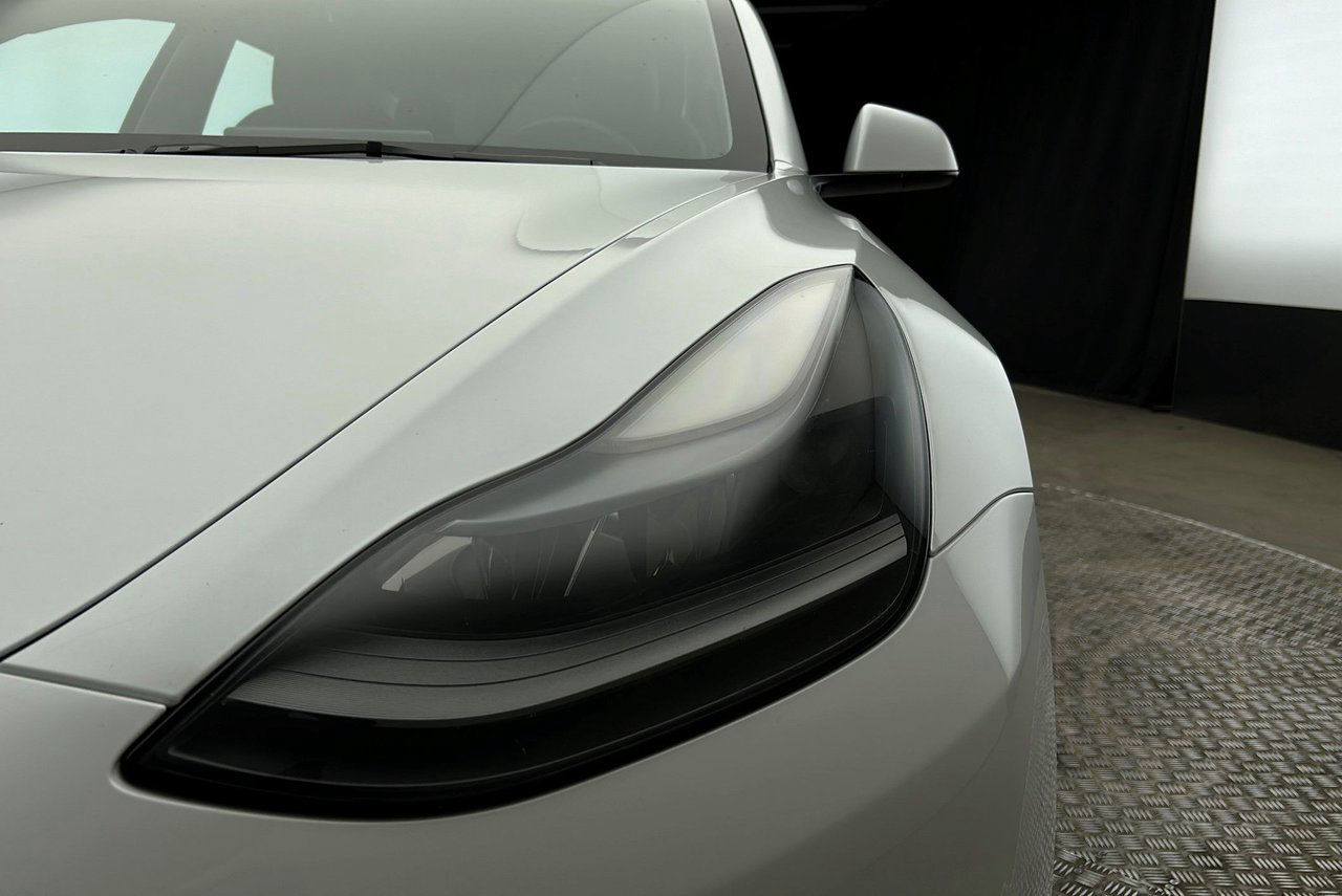 Tesla Model 3 Standard Range