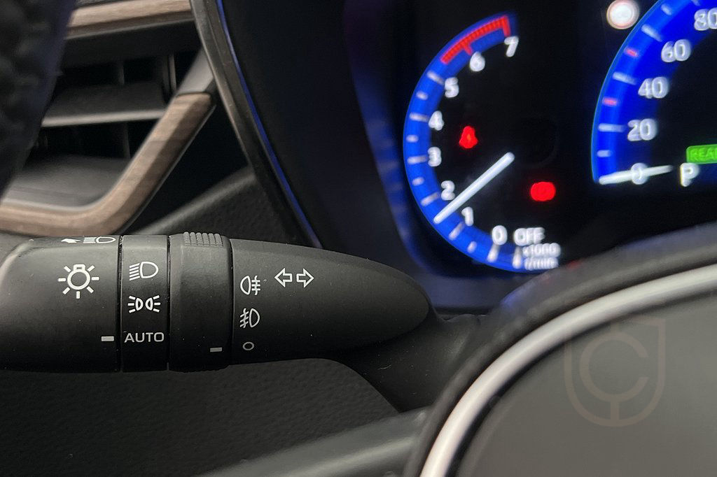 Toyota Corolla TREK Hybrid