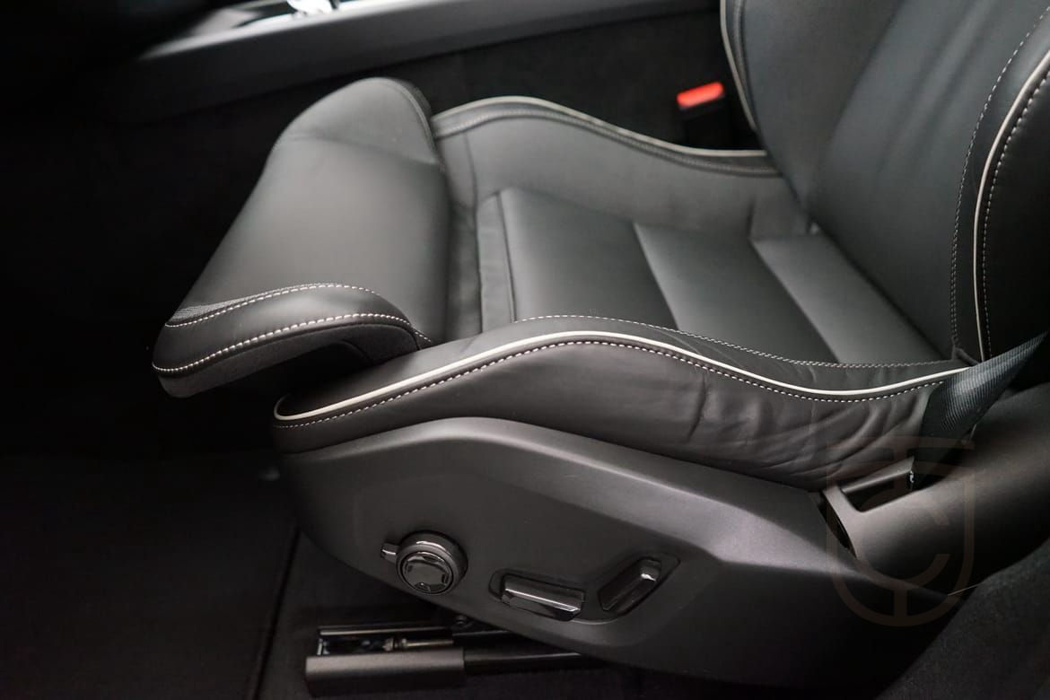 Volvo XC60 T6 Plus Dark Edition,Taklucka, on call