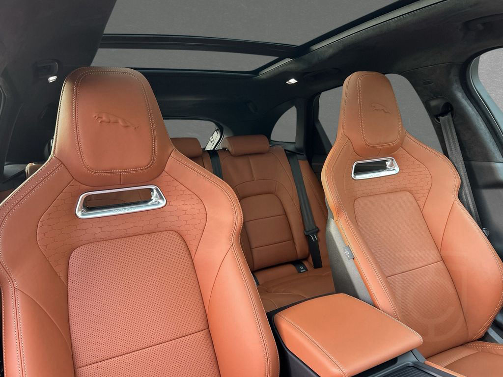 Jaguar F-Pace P400 AWD Sport Winter Paket Panorama