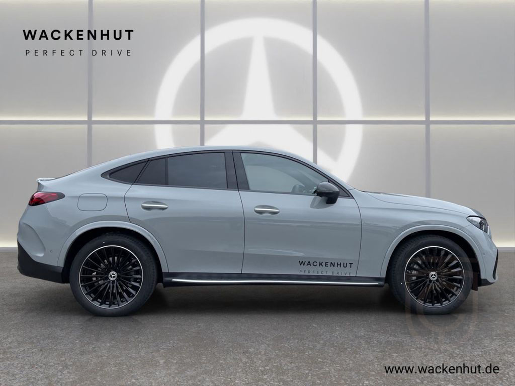 Mercedes-Benz GLC 300 4M EDITION AMG NIGHT DISTR AHK PANO 360°