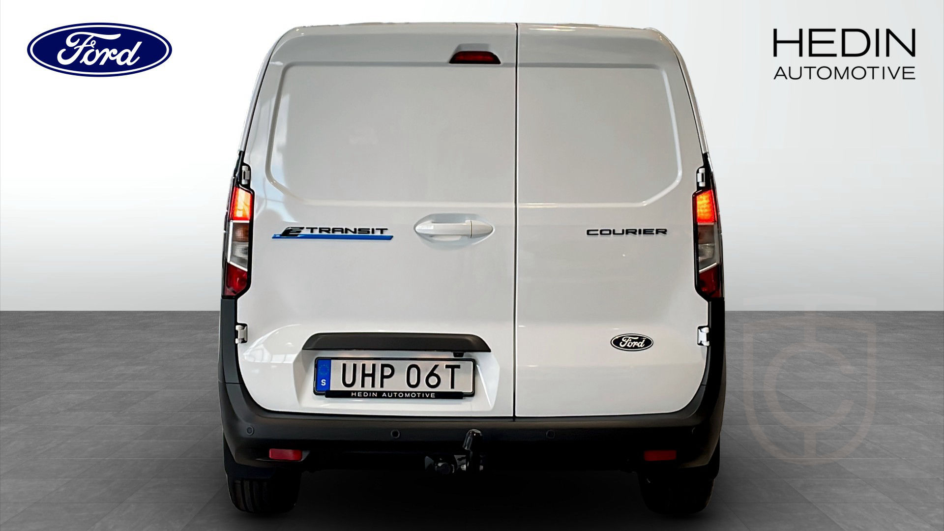 Ford E-Transit Courier