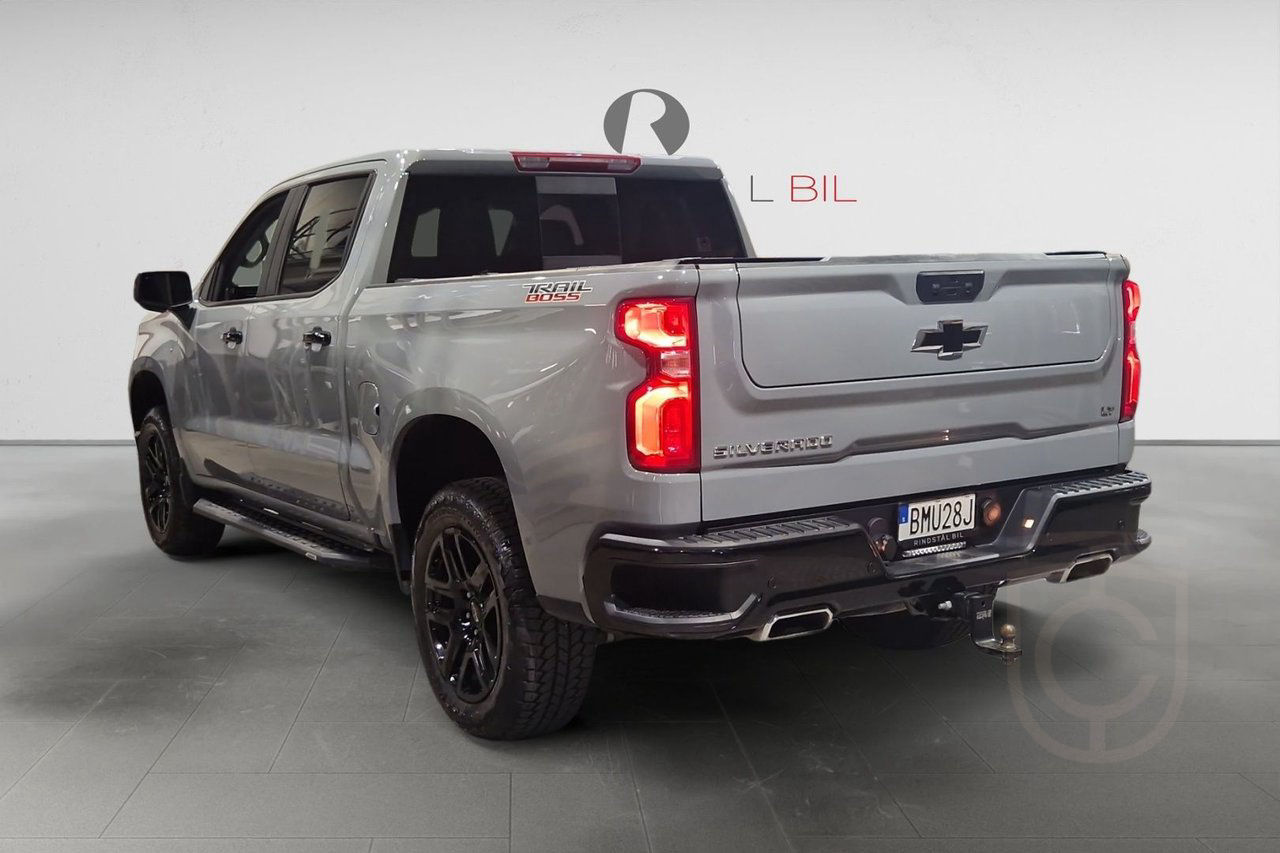 Chevrolet Silverado 1500 CREW CAB 6.2 V8