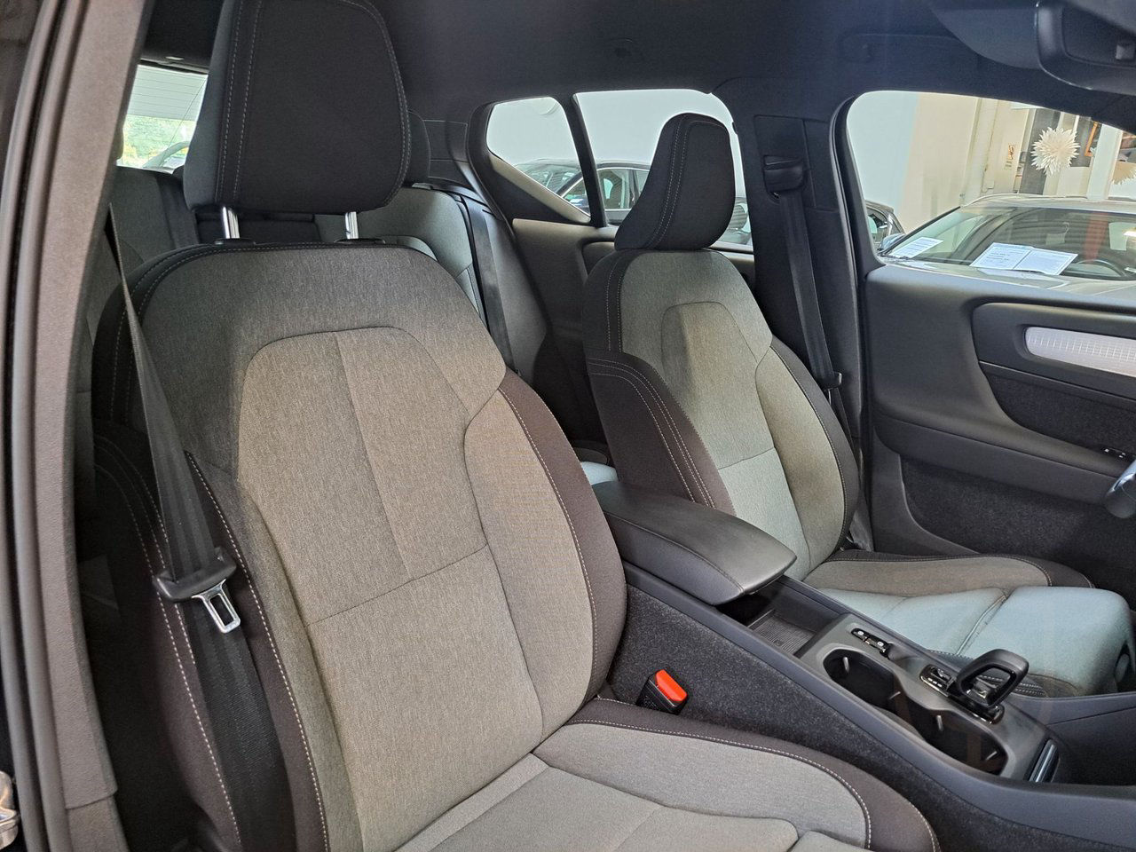 Volvo XC40 T4 Recharge DCT Core Bright