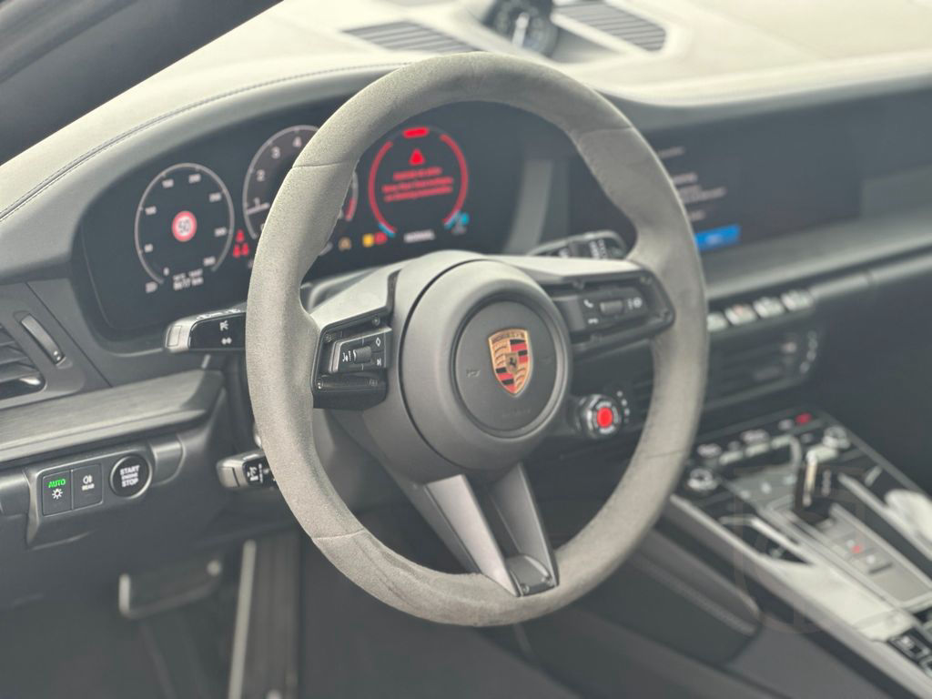 Porsche 992 GTS Cabrio/ T-Hybrid/BOSE/Matrix/Sitzklima