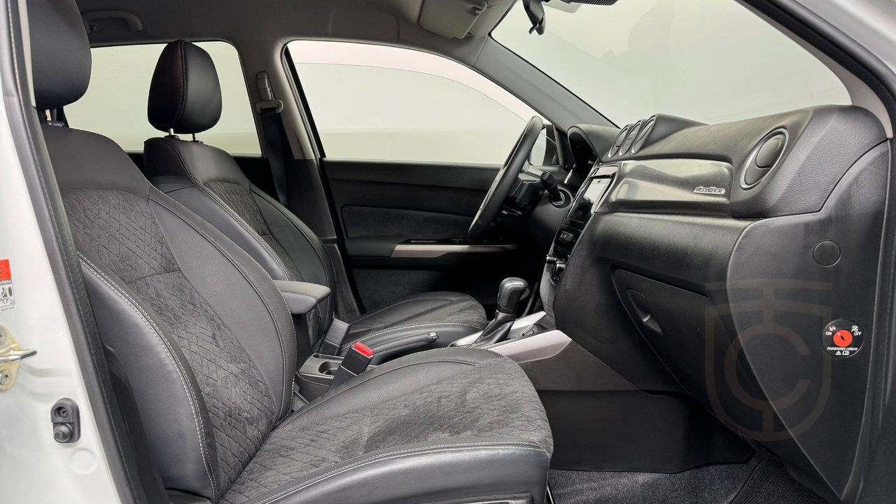 Suzuki Vitara Fullhybrid 4x4 Inclusive, Fullt utrustad!