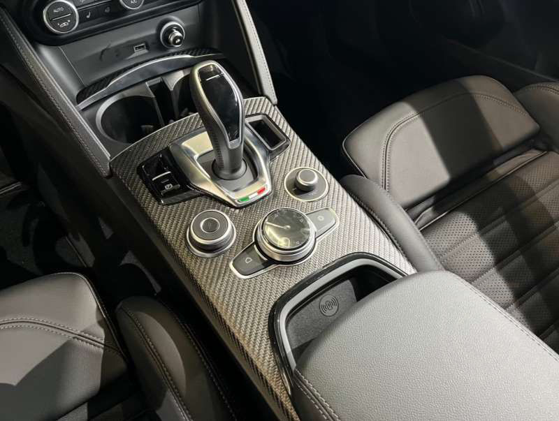 Alfa Romeo Stelvio 2.9 Bi-Turbo V6 520k Q4
