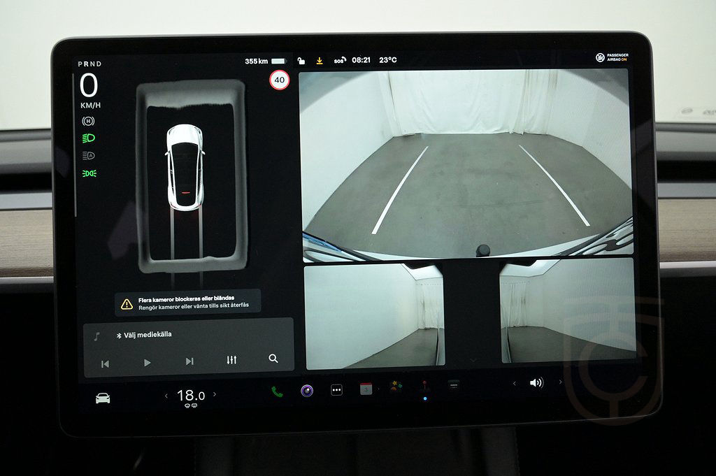 Tesla Model Y Standard Range RWD
