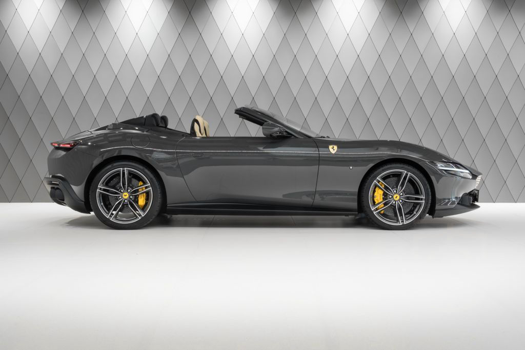 Ferrari Roma Spider 2025 GREY/BEIGE XLED CAMERA